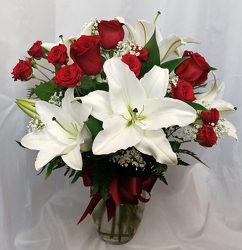 Romance Special from Shaw Florists in Grand Rapids, MN