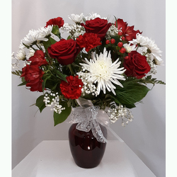 Holiday Cheer - Deluxe from Shaw Florists in Grand Rapids, MN